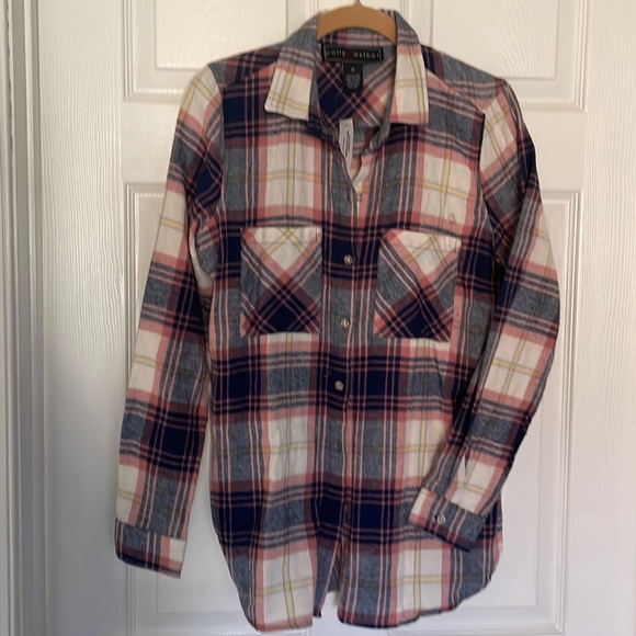 NWT.  TILLYS Flannel shirt. M - Picture 1 of 4